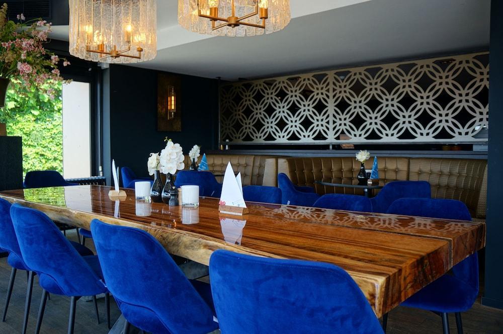 ホテル Golden Tulip Loosdrecht アムステルダム エクステリア 写真