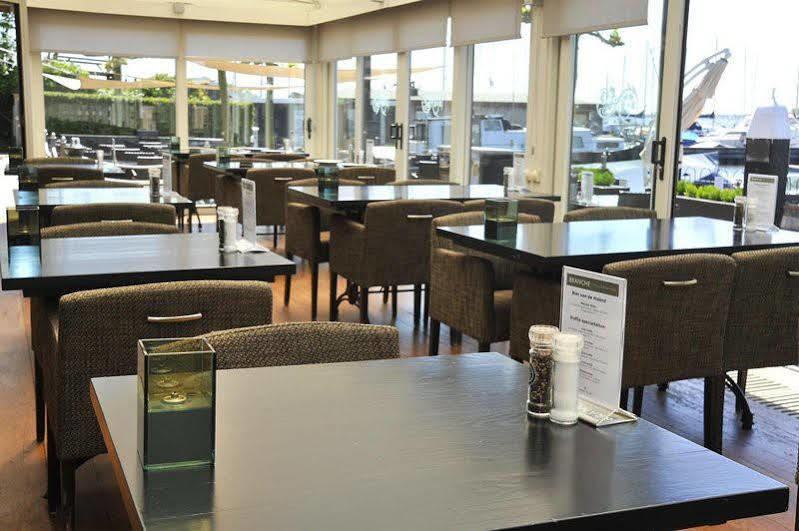 ホテル Golden Tulip Loosdrecht アムステルダム エクステリア 写真