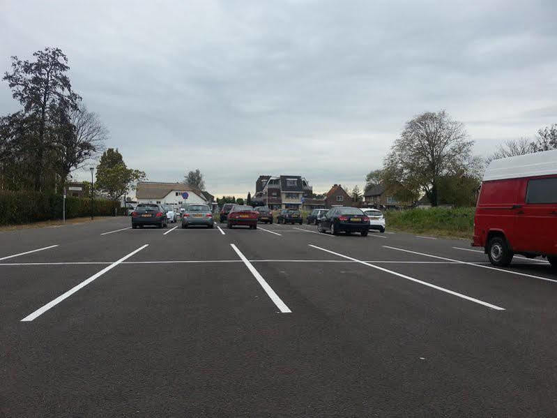 ホテル Golden Tulip Loosdrecht アムステルダム エクステリア 写真