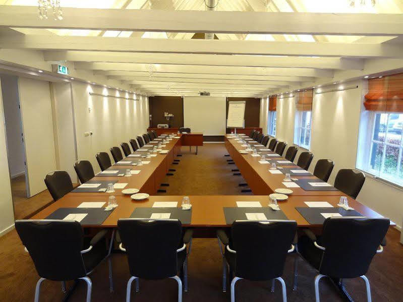 ホテル Golden Tulip Loosdrecht アムステルダム エクステリア 写真